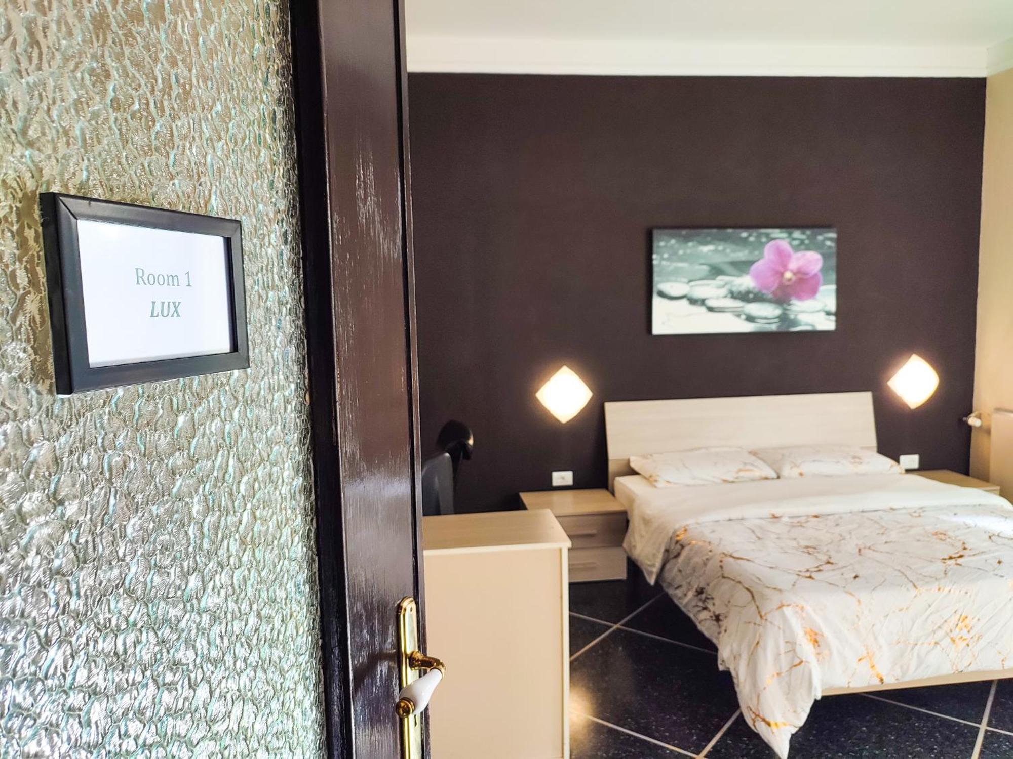 Luxury * Genua